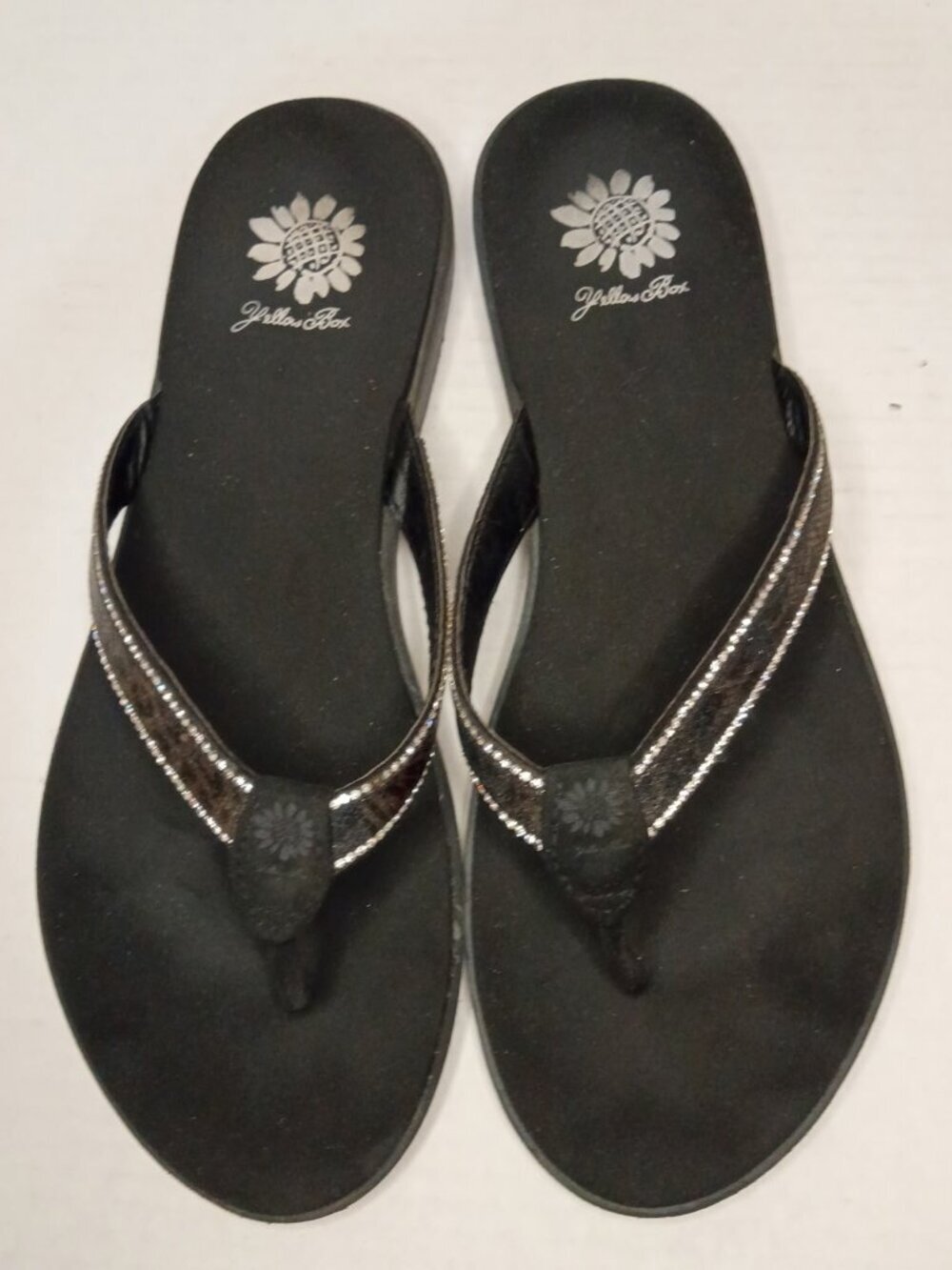 Yellow Box Black Rhinestone Flip Flop Sandals Women's Size 10